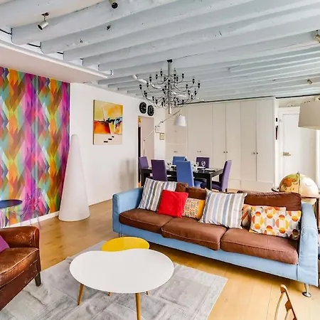Apartment Marais District - Superb 3 Bedroom Flatent Paris