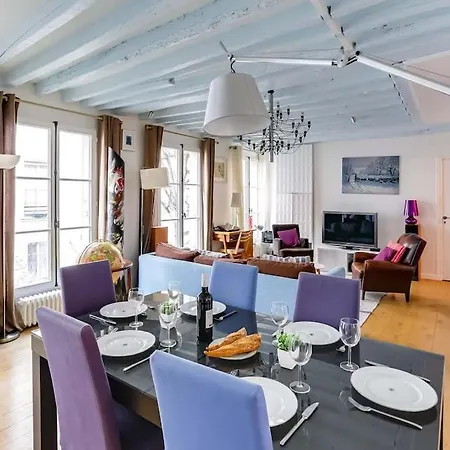 Apartment Marais District - Superb 3 Bedroom Flatent