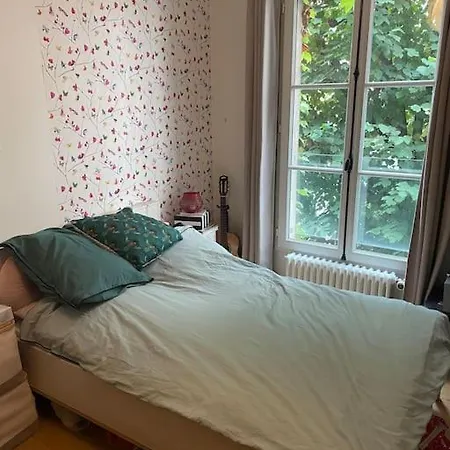 Marais District - Superb 3 Bedroom Flatent Apartment *